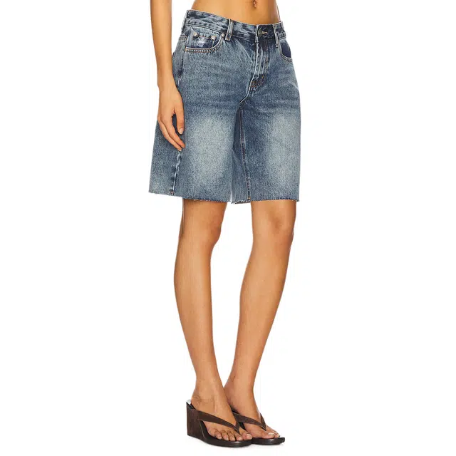 SUPERDOWN Teresa Short