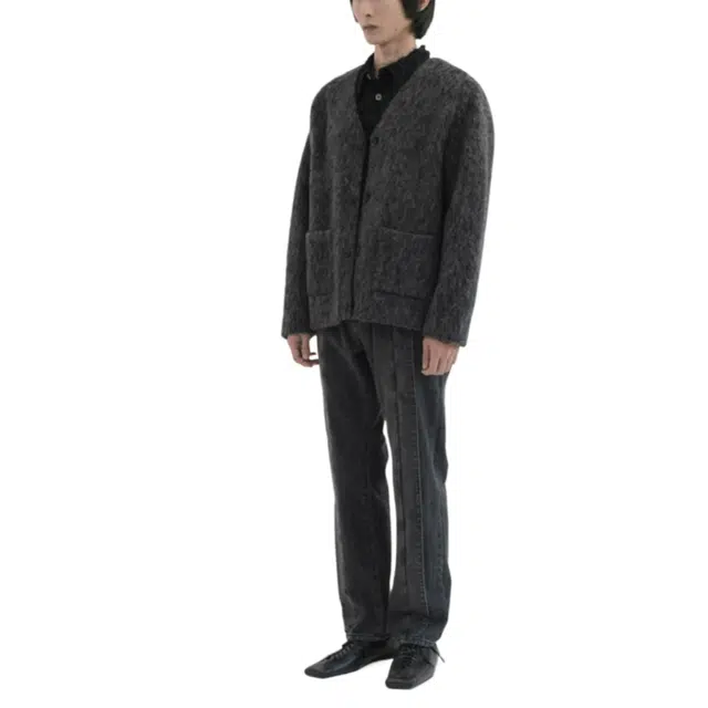 BESLOW FRONT SEAM PANNEL JEANS BLACK