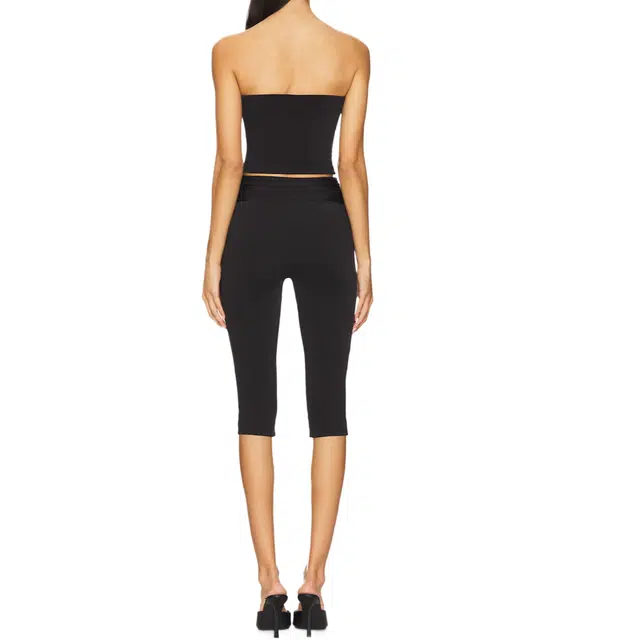 SUPERDOWN Asher Capri Set