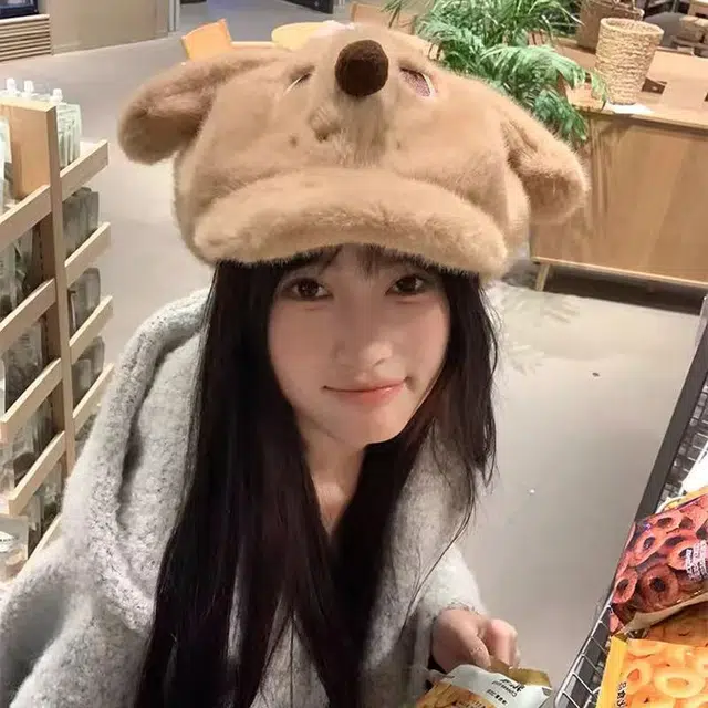 恩僾德 愤怒小狗毛绒耳朵可爱卡通秋冬季小众高颜值显脸小学生毛茸茸保暖大版棒球帽 腈纶 鸭舌帽 男女同款情侣款