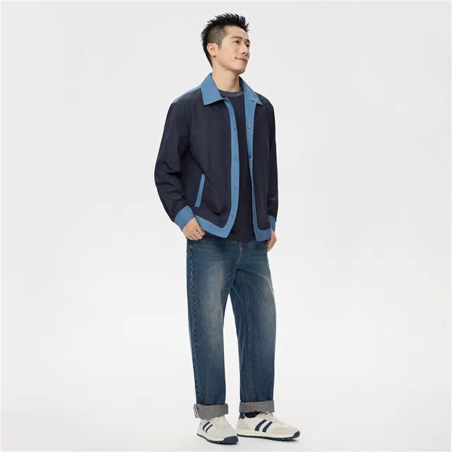 佐丹奴 有型机能感撞色拼接翻领梭织外套风衣 男款