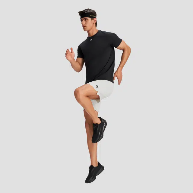 DESCENTE T