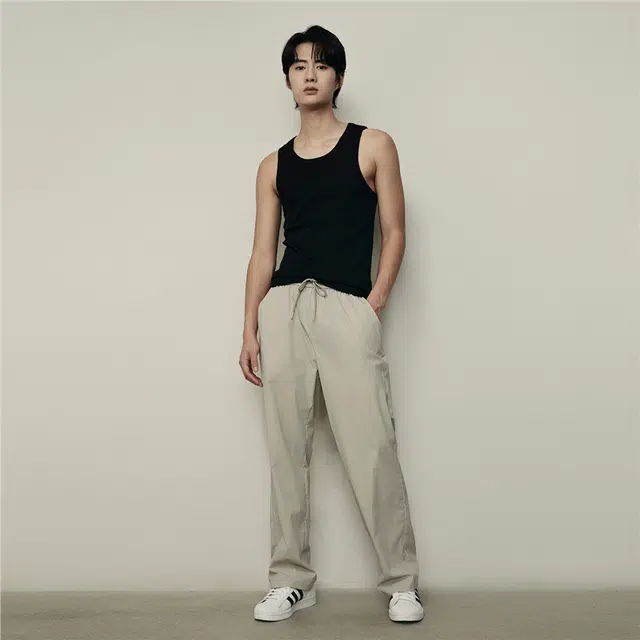 佐丹奴 韩国系列纯色圆领修身罗纹针织背心 男款