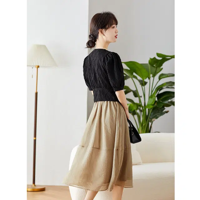 爱依莲 法式时尚复古连衣裙高级感赫本风气质显瘦百搭裙装套装 女款 黑色