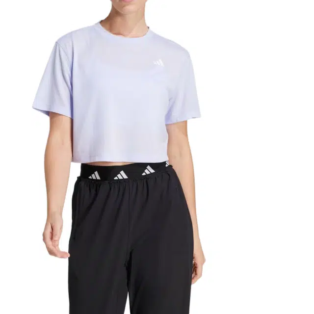 adidas ESSENTIALS Train T