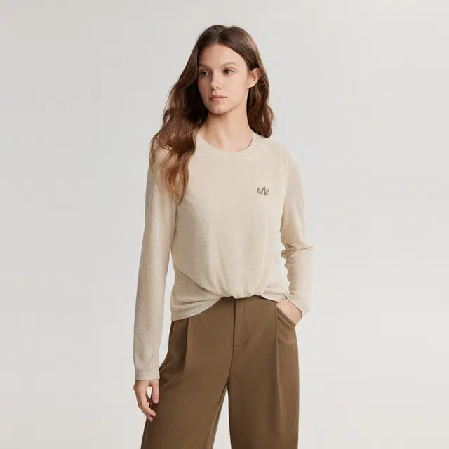 ELLE LOGO T