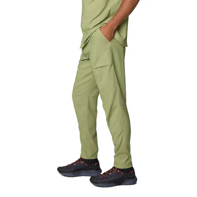 MOUNTAIN HARDWEAR