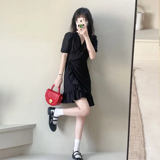 V