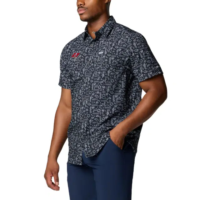 Columbia Tampa Bay Buccaneers PFG Super Slack Tide Omni-Shade