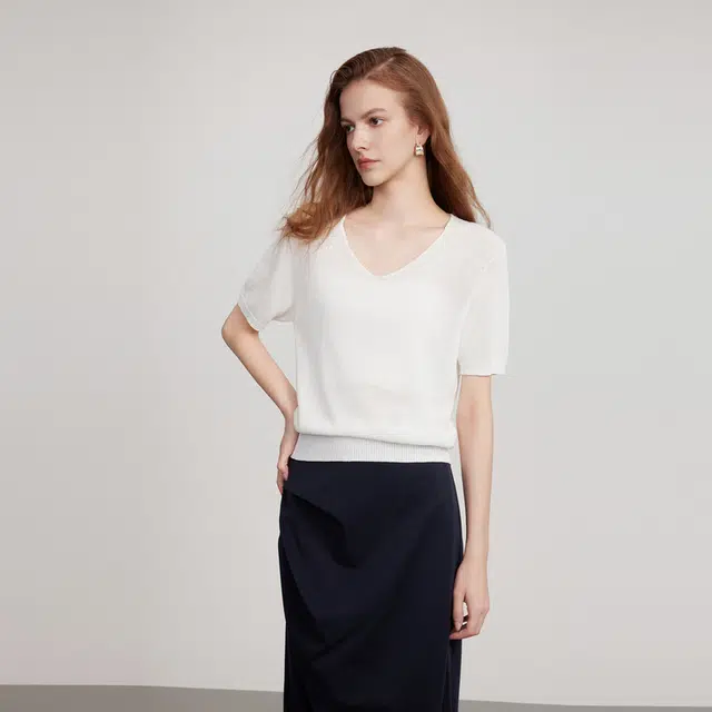 ELLE V T
