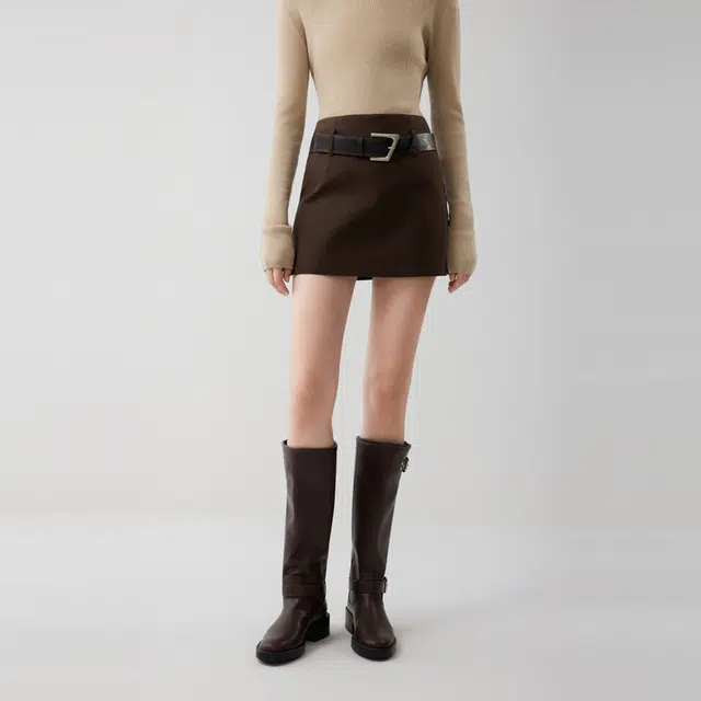 ELLE A