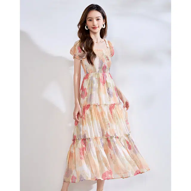爱依莲 森系油画印花时尚设计感收腰方领短袖连衣裙 女款 莫奈花园