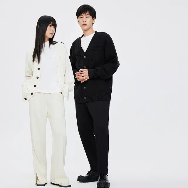 FW23 V