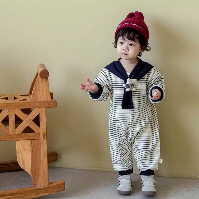 俞兆林爬服 时尚柔软亲肤舒适 婴幼童