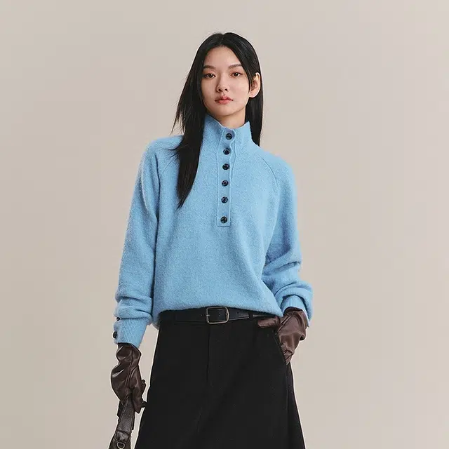 太平鸟 老钱风羊毛混纺半开襟可调节高领套头针织衫 女款