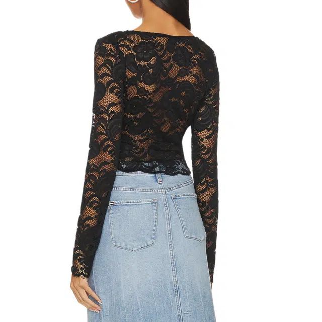 SUPERDOWN Elowen Top T