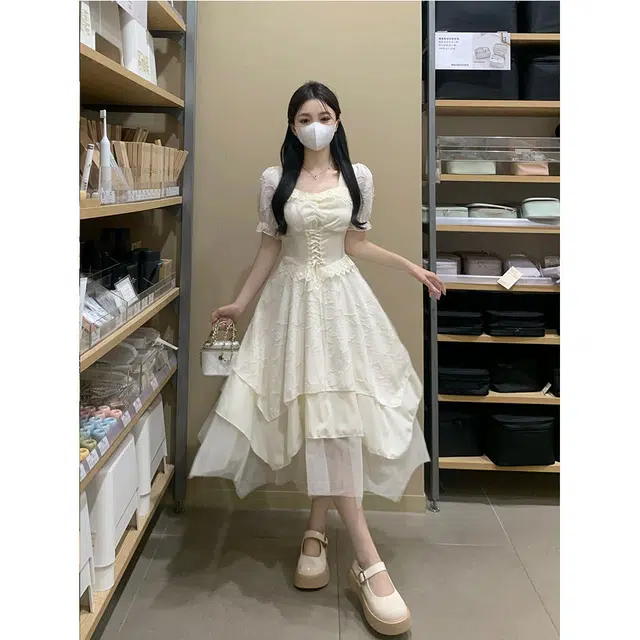 纤丝鸟 法式时尚优雅收腰设计蓬蓬大摆裙短袖连衣裙 女款