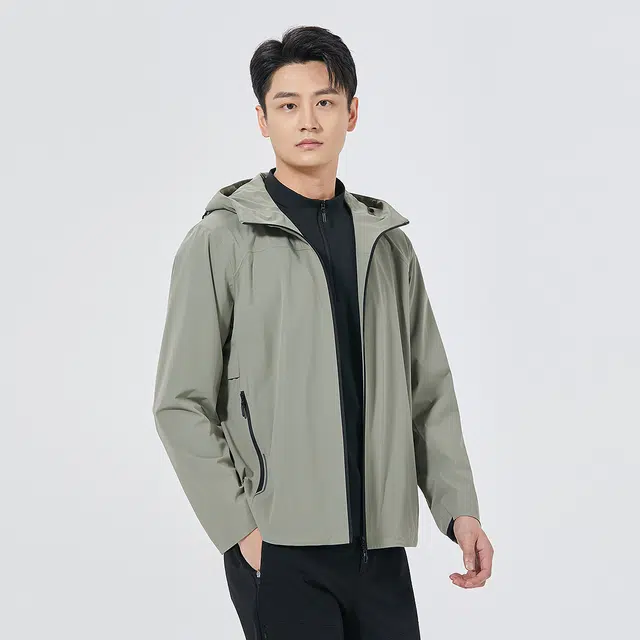 利郎 功能商旅纯色连帽防水商务通勤质感简约秋季风衣 男款