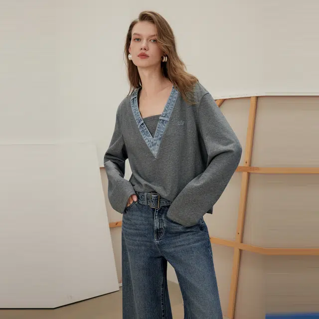 ELLE V