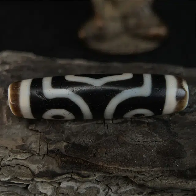 灵运宝 #转运招财西藏藏区天珠宝盖三眼黑白分明老矿风化油润包浆老料器磨损到位一物一图#好运 玛瑙 吊坠 男女同款情侣款
