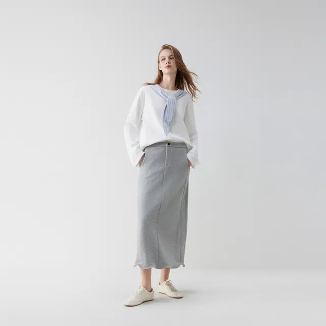 ELLE T
