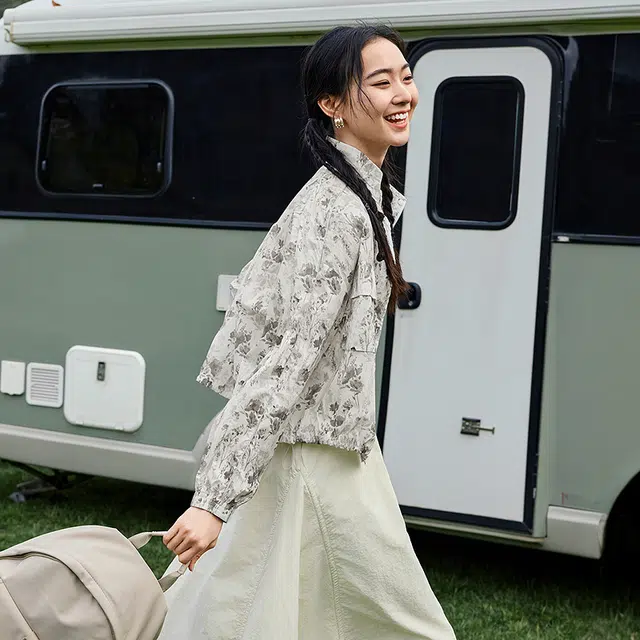 玖姿安娜蔻 舒适时尚休闲百搭防晒服 女款