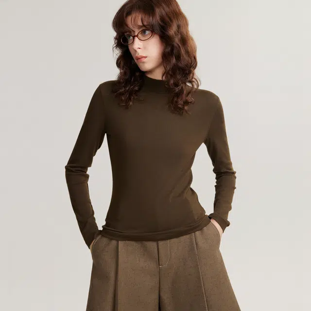 ELLE T