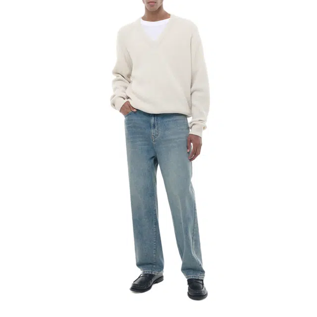 BESLOW OVERSIZED V NECK KNIT