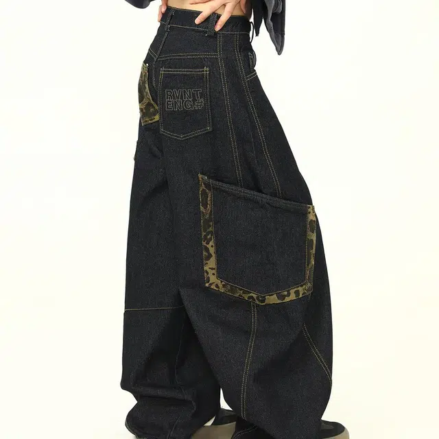 木清清 美式高街豹纹拼接大口袋宽松阔腿裤牛仔裤 女款