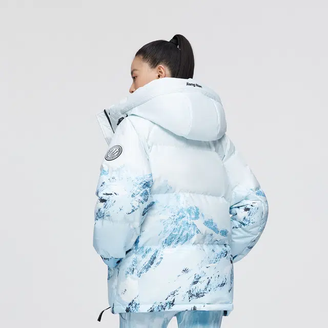波司登 时尚运动系列 雪山印花短款抽象图案连帽宽松中长款羽绒服 女款