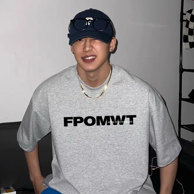 HIPHOPPUNKS T