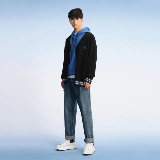 HLA JEANS V