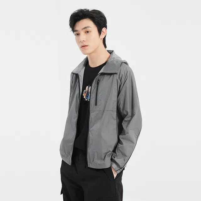 利郎 时尚都市连帽轻薄款防紫外线百搭防晒服 男款