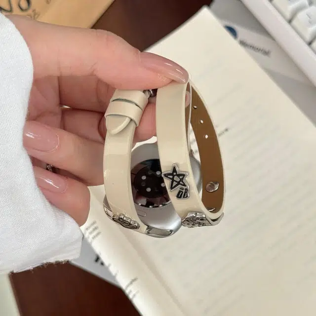老佳 苹果适用 手表表带 牛皮材质 卡通小狗牛皮双圈表带男女通用