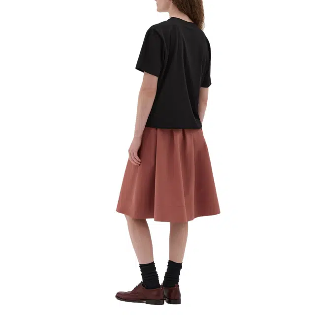 MARGARETHOWELL T