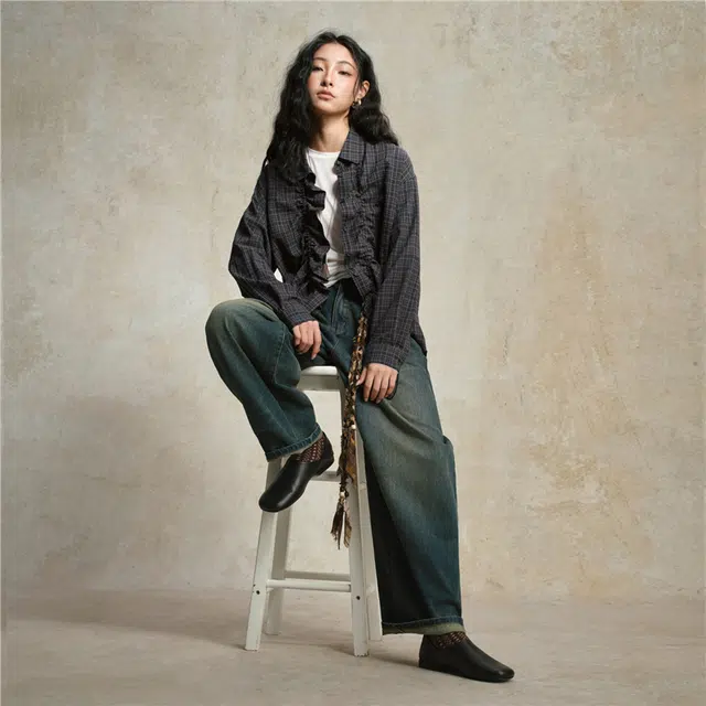 佐丹奴 宽松可抽褶门筒美式学院风格纹衬衣长袖衬衫 女款