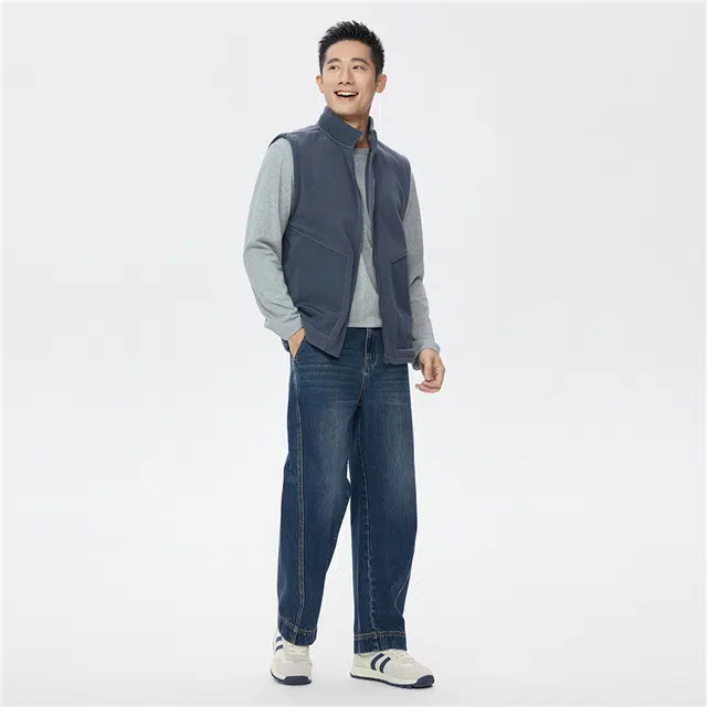 佐丹奴 摇粒绒针梭织拼接口袋立领外套马甲 男款