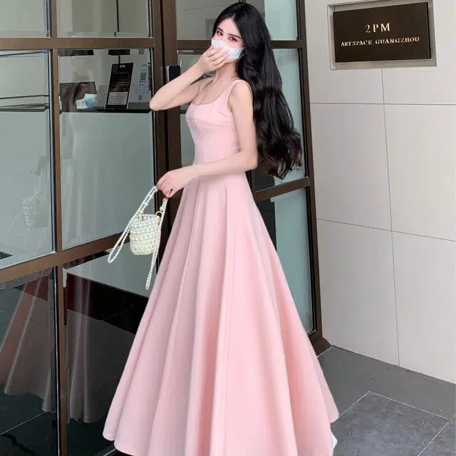 水中花 法式气质收腰显廋高级感氛围大摆吊带大码无袖连衣裙 女款