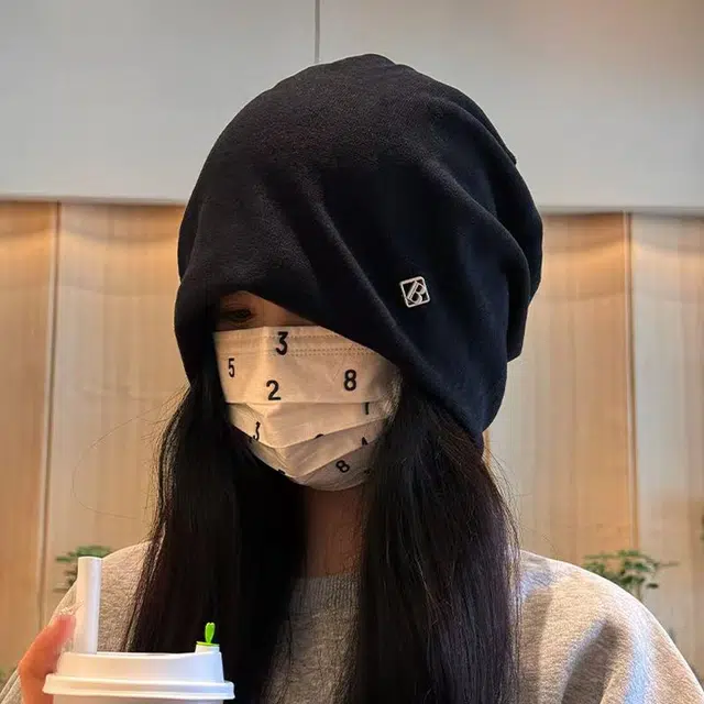 恩僾德 金属字母秋冬季小众百搭大头围冷帽显脸小包头旅行 聚酯纤维 帽子 男女同款情侣款