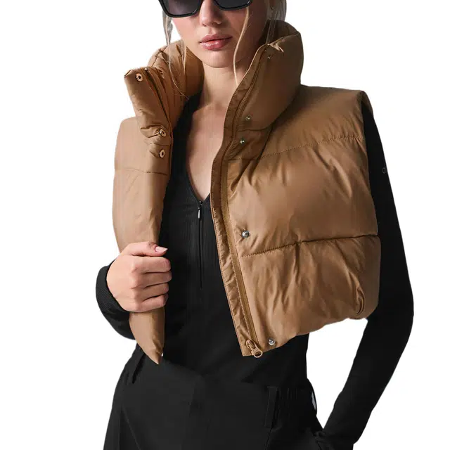 alo yoga Thermal Windproof Vest