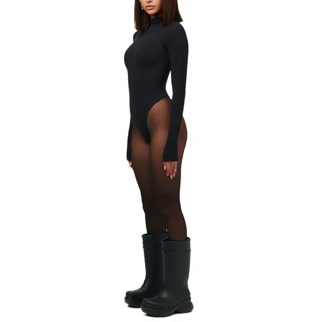 NAKED WARDROBE Seamless Ribbed Bodysuit Fluid Sculpt
