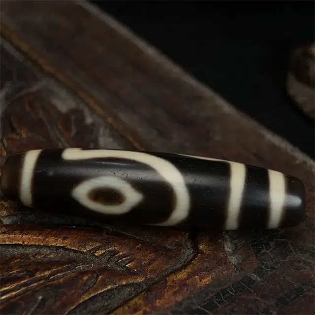 灵运宝 #转运招财藏区黑白分明特殊四眼天珠老矿风化油润包浆老料器磨损到位一物一图#好运 玛瑙 吊坠 男女同款情侣款