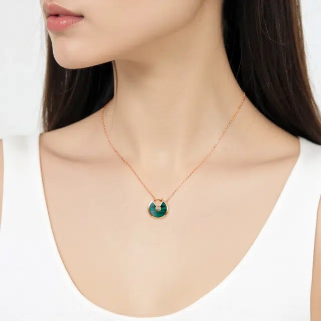 Cartier Amulette de Cartier 18K