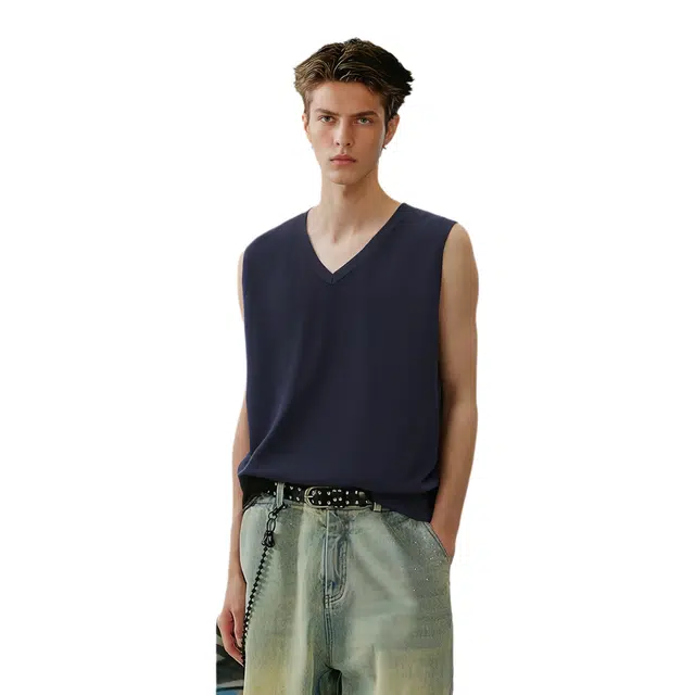 YOUNGOR V