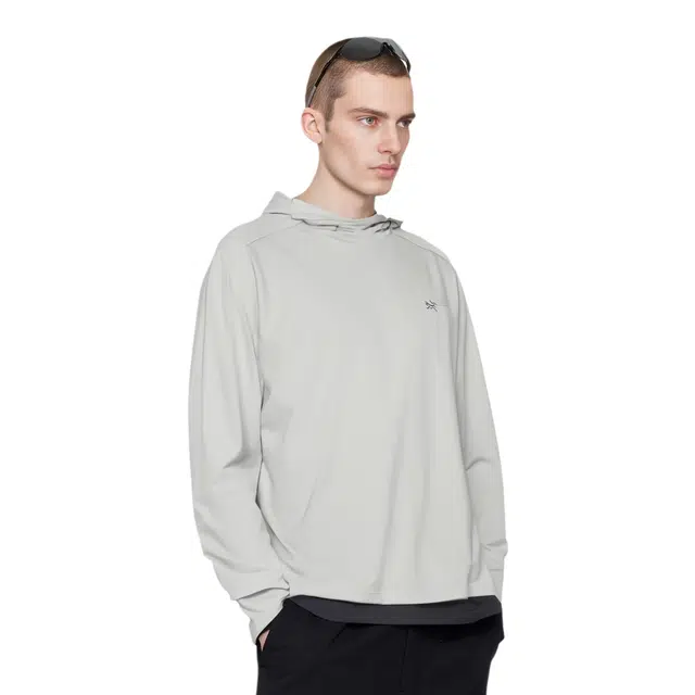 Arcteryx Cormac hoody Logo