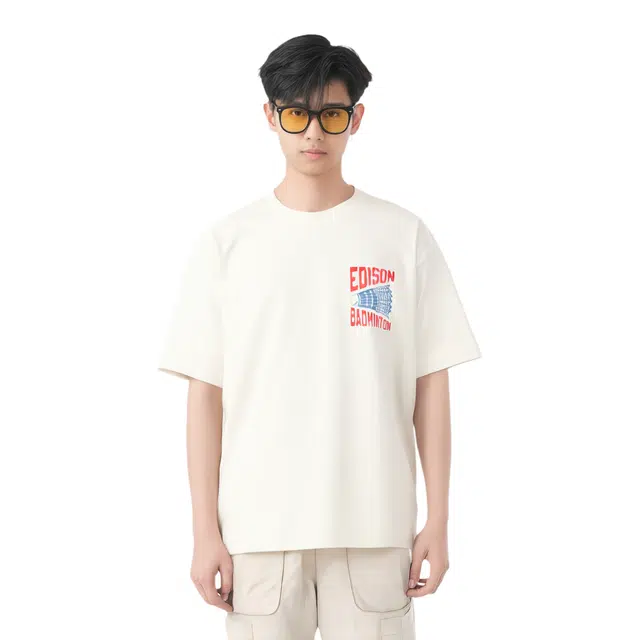 Hollister T