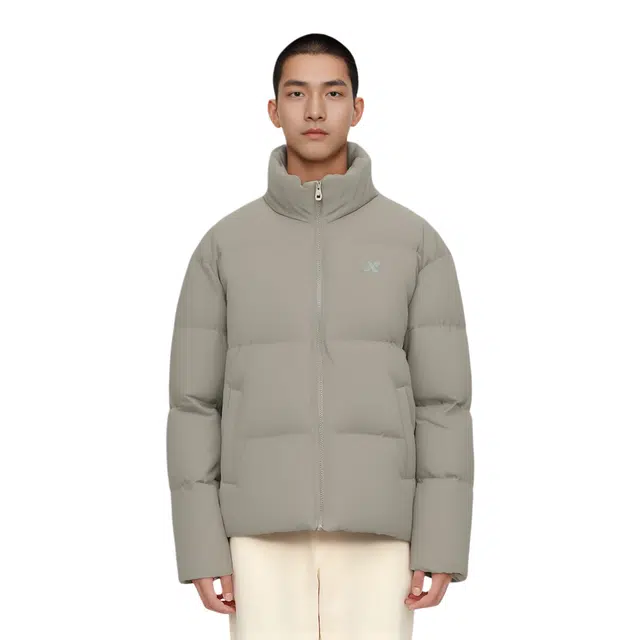 特步 户外纯色运动保暖立领长袖加厚宽松舒适羽绒服 男女同款 天灰色