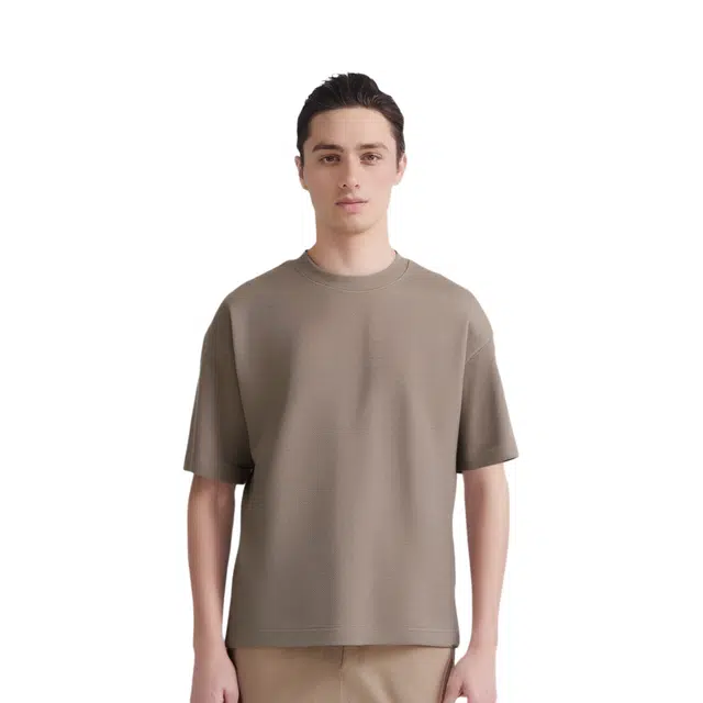 HM T