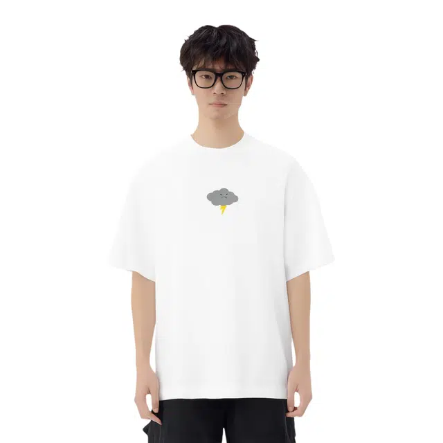 URBAN REVIVO UR T T_