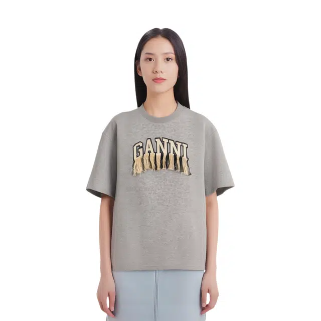GANNI T